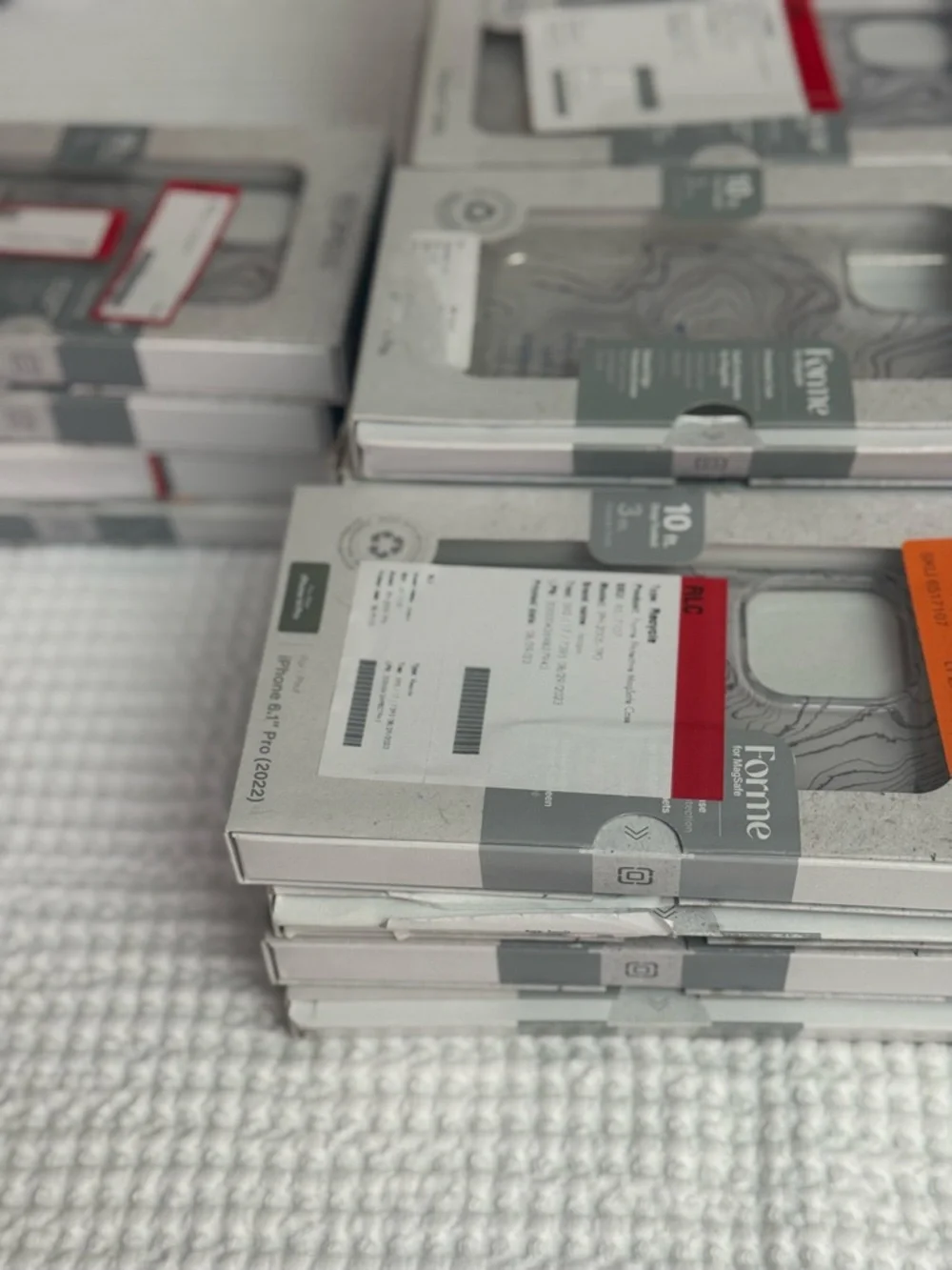 LOT OF 24 NEW INCIPIO IPHONE CASES FOR 14,14 Pro, 14 plus OPEN BOX